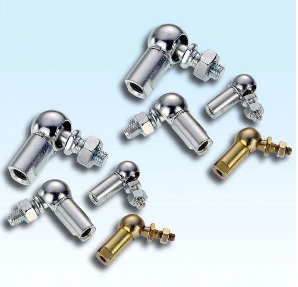 ما هي تكلفة الآلات فائقة الدقة في الساعة؟